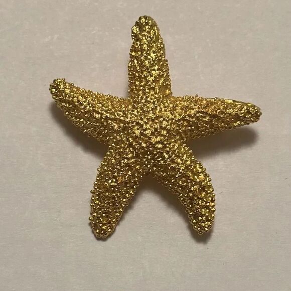 Vintage Textured Gold Toned Starfish Brooch - Picture 1 of 6